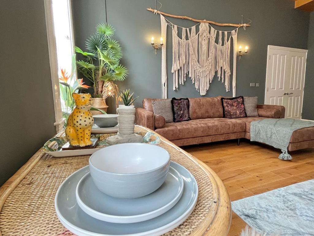Unique & Luxurious 2 Bedroom City Centre Apartment Nottingham Bagian luar foto